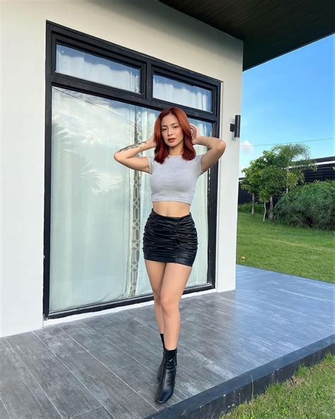 siobe lim no bra|Siobe Lim .